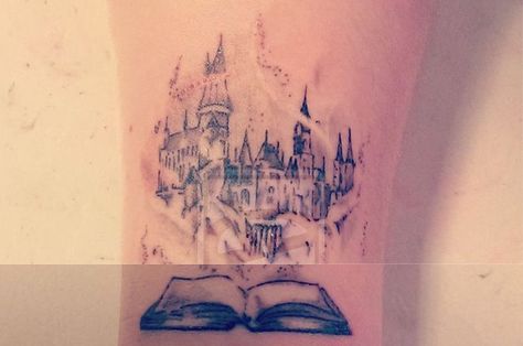 This is the over all design I want; with the open book and castle coming out Tato Nama, Hp Tattoo, Disney Sleeve, Tattoo Trend, Theme Tattoo, Harry Potter Tattoos, Harry Potter Tattoo, Cat Tattoos, Disney Tattoo