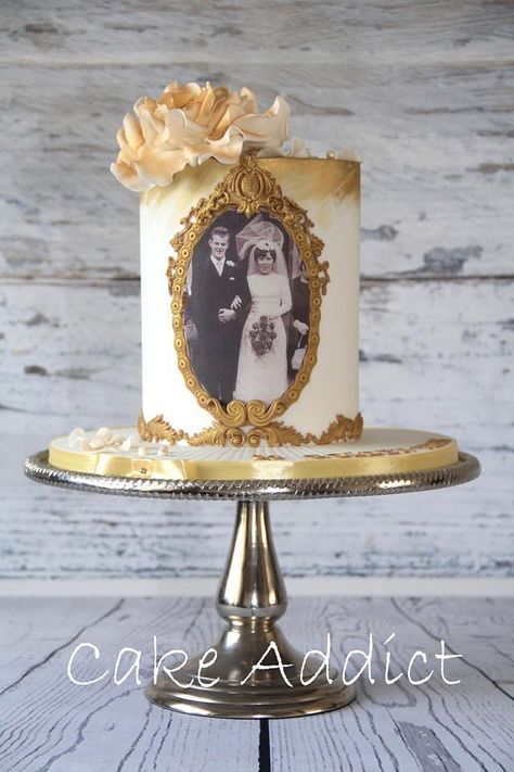 60th Anniversary Centerpieces, Golden Wedding Anniversary Ideas, 60th Anniversary Cake, Edible Photo Cake, Golden Anniversary Cake, Golden Wedding Cake, Golden Wedding Anniversary Cake, Cheap Candle, Photo Cakes