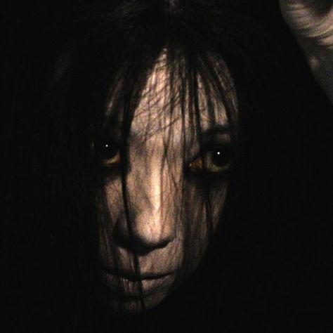 Memphis_Myles The Grudge Movie, Ju On The Grudge, Terrifying Horror Movies, Japanese Horror Movies, Before Trilogy, Creepy Ghost, The Grudge, Blair Witch, Hollywood Studio