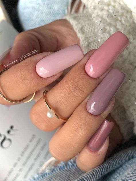 19 Gorgeous Pink Nail Colors for Fall - thepinkgoose.com Fall Pink Nails 2023, Pink Nails Autumn, Autumn Nails Pink, Dusky Pink Nails, Pink Autumn Nails, Fall Pink Nails, Shades Nails, Nail Colors For Fall, Dusty Pink Nails