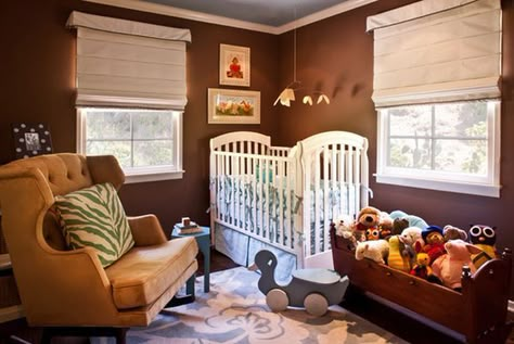 Stuffed Animal Storage Ideas - Create Your Own Little Zoo Small Nursery Design, Chocolate Brown Walls, Transitional Nursery, Bohemian Kids Room, Nursery Ideas Boy, Brown Nursery, White Crib, Brown Rooms, Small Nurseries