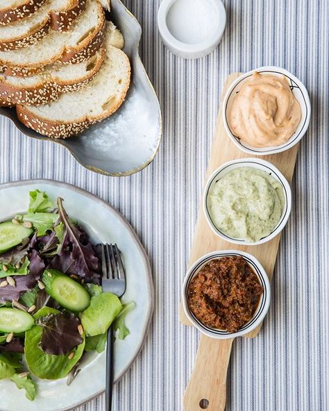 Honey Challah with assorted Toppings – Busy in Brooklyn Jalepeno Dip Recipes, Pickled Cucumber Salad, Pickled Hot Peppers, Pesto Hummus, Olive Dip, Homemade Dips, Feta Dip, Whipped Feta, Crumb Topping