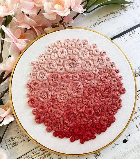 Jennifer Jones, Abstract Embroidery, Hand Embroidery Projects, Sewing Embroidery Designs, Hand Embroidery Art, Flower Embroidery Designs, Hand Embroidery Stitches, Modern Embroidery, Hand Embroidery Design