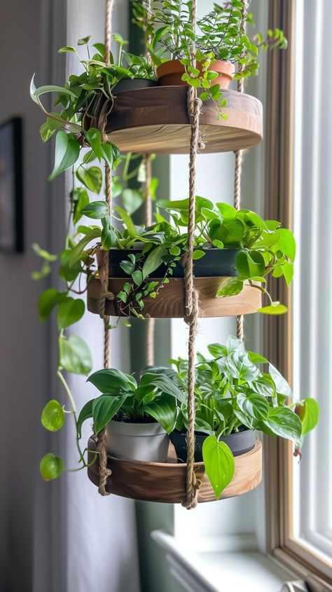 Kitchen Window Plant Shelves, Boho Shelving Ideas, Indoor Window Planter Ideas, Winter Bungalow, Plant Table Indoor Window, Plant Set Up Indoor, Bedroom Plant Shelf, Boho Planters, Macrame Kitchen