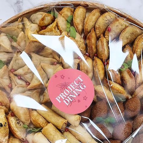 Project Dining on Instagram: "*Lebanese Mixed Pastries Board*  Mix & Match your favorite pastries for your next gathering!   These boards go well for all types of events, and they are specially made, wrapped, and delivered to you 🥰  #catering #food #cateringservice #instafood #chef #menu #grazingboard #breakfast #lebanon #beirut #hummus #internationalmenu #events #chef #delicious #foodphotography #delivery #healthyfood #wedding #birthday #fingerfood #fingerfooddubai #canapesdubai #bestcateringdubai #cateringdubai #organic #dubai #uae #buffetdubai #fingerfooddubai" Pastries Board, Lebanese Breakfast, Breakfast Board, Lebanese Food, Pastry Board, Lebanon Beirut, Catering Food, Lebanese Recipes, Catering Services