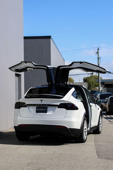 Tesla Model X Aesthetic, Tesla X Model, Model X Tesla, Tesla Y Model, Tesla Aesthetic, Tesla Suv, Tesla Car Models, New Model Car, Tesla Electric Car