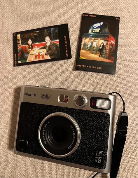 Polaroid camera Polaroid Now Photos, Camera That Prints Out Pictures, Best Polaroid Camera, Poloroid Cam, What To Do With Polaroid Pictures, I Want It I Got It, Instax Evo, Polaroid Photo Ideas, Things I Want To Buy List