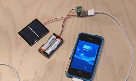 20 DIY Solar Charger Ideas – How to Make a Solar Charger Diy Solar Charger, Solar Usb Charger, Charger Ideas, Solar Energy Facts, Solar Battery Charger, Cheap Solar, Diy Solar Panel, Energy Activities, Solar Panel Battery