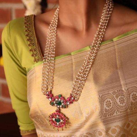 Pearl Jewelry Design, Antique Jewellery Designs, Pearl Necklace Designs, Gold Necklace Indian Bridal Jewelry, Necklace Indian, Antique Jewelry Indian, Wedding Jewellery Collection, Indian Jewelry Sets, Pearl Jewelry Necklace