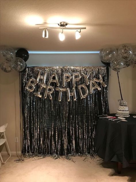 Guy Birthday Backdrop, 16 Birthday Party Backdrop, Back Drop Birthday Ideas, Sweet 16 Birthday Centerpieces, 21st Birthday Ideas Backdrop, Black 25th Birthday Party Ideas, Black And Silver 40th Birthday Ideas, Black And Silver 30th Birthday Party, Black And Silver Decorations Party Ideas