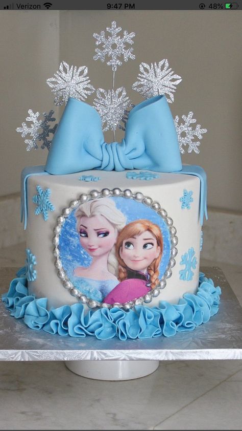 Frozen Bento Cake, Elsa Cake Birthday, Frozen 3rd Birthday Cake, Elsa Cake Ideas, Elsa Cake Design, Princess Elsa Cake, Frozen Cake Ideas, Frozen Cake Designs, Cake Elsa