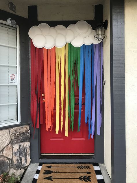 Rainbow Door Decoration  Easy paper plates & crepe paper Decoration Ideas For Classroom, Christmas Tree Decoration Craft, Crepe Paper Craft, Teachers Day Decoration, Paper Decoration Ideas, Crepe Paper Decorations, Door Decoration Ideas, Rainbow Door, Ideas For The Classroom