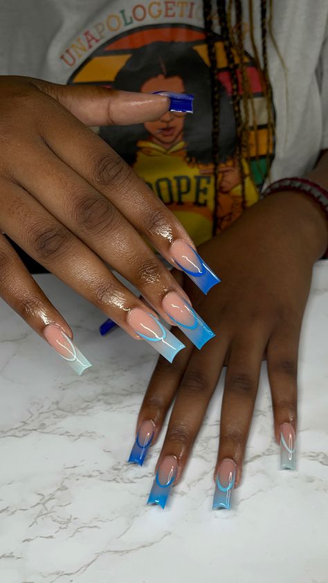 Birthday Nails Aires, Shades Of Blue Acrylic Nails, Nails Acrylic Bday Set, Full Set Nails Acrylic Design, Light Blue Nails With Design Long, Blue Cute Acrylic Nails, Denim Blue Nails Acrylic, Blue White Nails Acrylic, Blue Tip Nail Designs