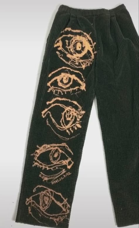 Pants With Eyes On Them, Bleach Paint Sweatpants, Bleach Art Sweatpants, Bleach Painting Black Jeans, Pants With Bleach Design, Bleached Black Shirt Ideas, Black Pants Bleach Art, Bleach Dyed Pants, Bleached Black Jeans Design