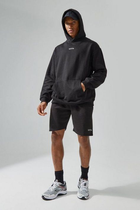 This is fine they adapt perfectly although to be a large size I would have liked a couple of centimeters more. Still happy with the purchase. Jumpsuits For Women Casual, Mens Workout Shorts, Gym Joggers, Mens Gym Shorts, Gym Jacket, Plus Size Joggers, Stylish Shorts, Gym Outfit Men, Workout Short