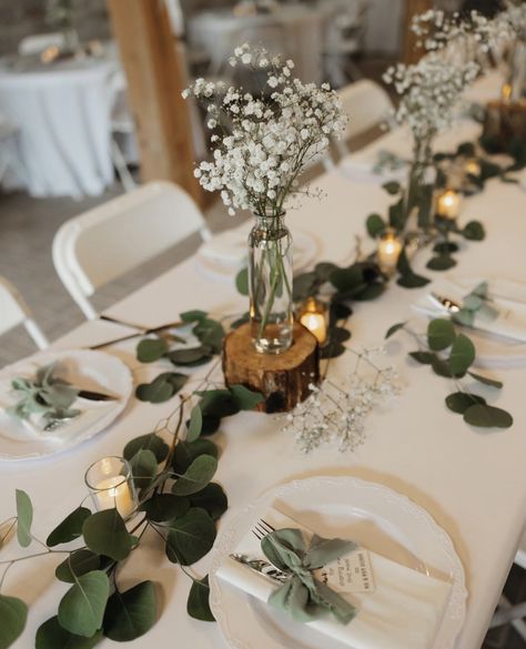 Weddings With Eucalyptus, Outdoor Wedding Ideas Sage Green, Eucalyptus Dinner Table Decor, Sage Color Centerpieces, Wedding Table Settings Greenery, Round Tables Backyard Wedding, Wedding Decoration Eucalyptus, Centerpieces Wedding Sage Green, Eucalyptus Wedding Table Decor Simple