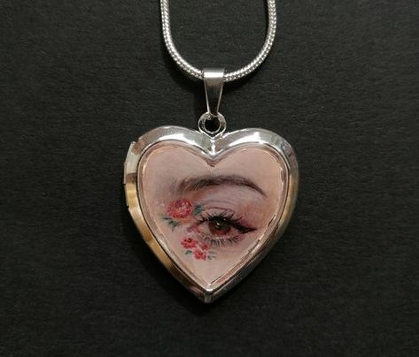 Eye Locket, Heart With Eyes, Altered Art Jewelry, Lovers Eyes, Remembrance Jewelry, Georgian Jewelry, Historical Jewellery, Jewelry Personalized, Custom Pendants