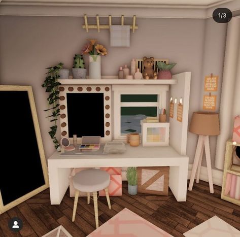 Roblox Club Roblox Room Ideas, Cute Rooms Bloxburg, Bloxburg Desk Area Ideas, Bloxburg Room Ideas 4x4, Blocksburg Vanity Ideas, Roblox Bloxburg Decoration Ideas, Summer Family Home Bloxburg, Boo Burg Layout, Shelf Bloxburg Ideas