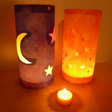 Martinmas Lantern Making Martinmas Lanterns Diy, Homemade Lanterns Diy, Waldorf Christmas Crafts, Waldorf Lantern, Diy Lanterns For Kids, Paper Lantern Craft, Homemade Lanterns, Kids Lantern, Lantern Making