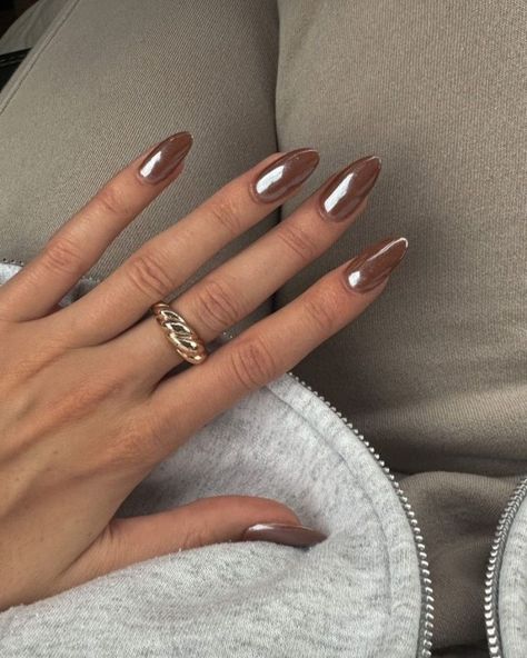 Fall Trend Alert: Chrome Brown Nails🤎✨

Perfect for fall fits and adding a pop of shine without having to add charms/stones. 

PRICE: $67

#nailfie #nailinspo #nailtrends #nails2024 Shiny Manicure, Nails Ideas Short, Nail Ideas For Fall, Chrome Nail Ideas, Cut Dog Nails, Chrome Nail Colors, Fall Almond Nails, Simple Fall Nails, Chrome Nail