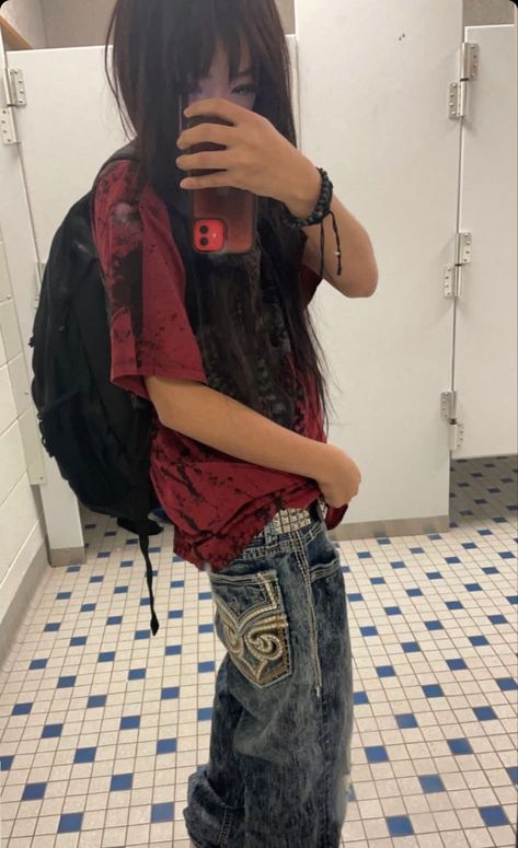 Grunge Long Sleeve Outfit, Basic Outfits Baggy, Y2k Fashion Staples, Black Proclub Sweats Outfit, Female Edgar Outfits, 2000s Numetal Fashion, Grunge Outfit Inspo Edgy, Y2k Tomboy Outfits, Sigilkore Tattoos