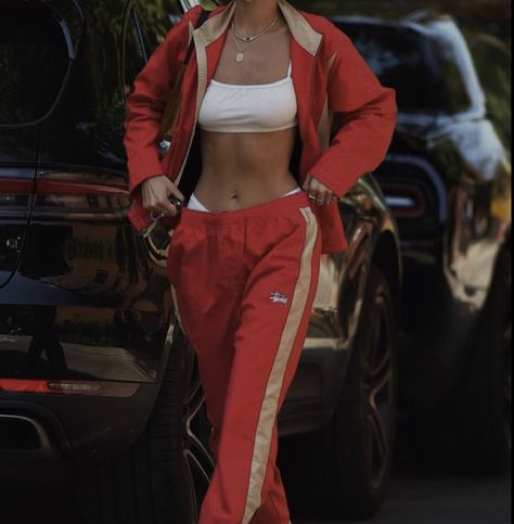 Vintage Tracksuit Outfit, Red Tracksuit Outfit, Tracksuit Aesthetic, Sportwear Outfit, Spring Summer 2023 Fashion, Red Tracksuit, Bella Hadid Street Style, Vintage Tracksuit, Fire And Blood