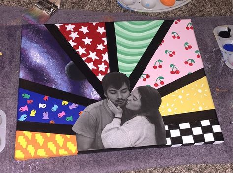 Cute Painting For Your Boyfriend, Diy Art For Boyfriend, Picture Collage Canvas, Things To Paint For My Girlfriend, Painted Memory Boxes Boyfriend, Painting To Make For Your Boyfriend, Canvas Photo Collage Diy, Painting For Significant Other, Canvas Painting Gift Ideas For Boyfriend