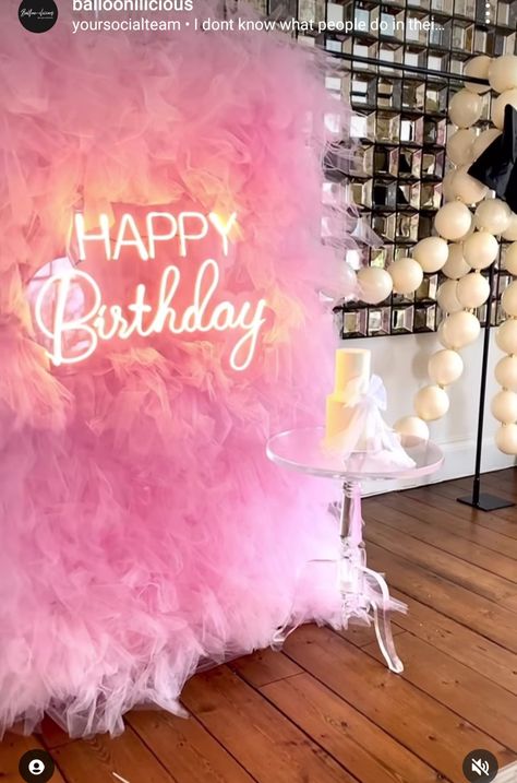 Neon Sign Birthday Backdrop, Pink Tulle Backdrop, Girly Backdrop Ideas, Tulle Wall Backdrop, Ladies Event Decor, Picture Frame Background Design, Barbie Photo Backdrop, Tulle Photo Backdrop, Backdrop With Neon Sign