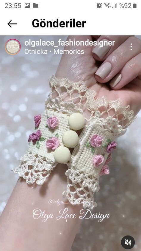 Fabric Cuff Bracelets Diy, Blouse Free Pattern, Manset Lengan, Lace Cuff Bracelet, Fabric Cuff Bracelet, Free Pattern Crochet, Crochet Gloves Pattern, Crochet Jewelry Patterns, Crochet Fingerless Gloves