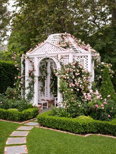 Garden Pergolas, Pagoda Garden, Rose Arbor, Garden Gazebo, The Secret Garden, Climbing Roses, Kew Gardens, Garden Structures, Garden Inspired