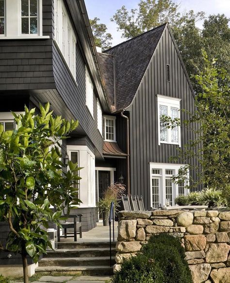 Dark Exterior House, Black Paint Color, Cabin Exterior, Dark House, Best Paint, White Windows, Windows Exterior, House Paint Exterior, Exterior Paint Colors