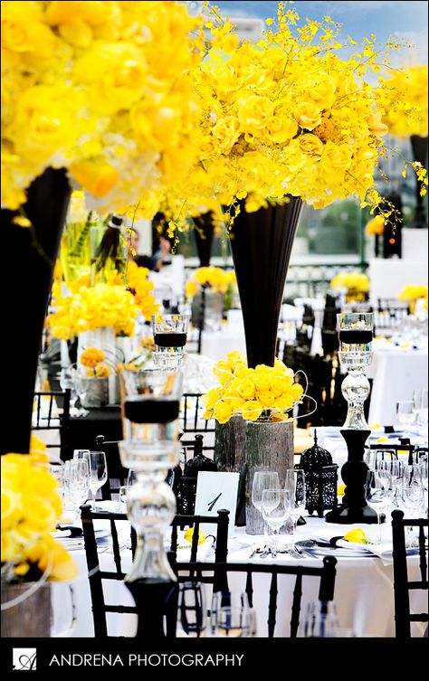 Black Vases, Wedding Reception Themes, Batman Wedding, Yellow Wedding Theme, White Weddings Reception, Flower Centerpieces Wedding, Yellow Wedding, Black And Yellow, Flower Centerpieces