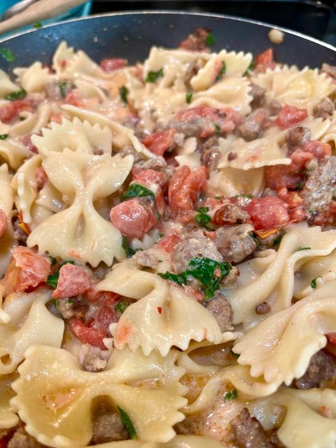 Creamy Bow Tie Pasta With Italian Sausage – RefreshHer Italian Sausage Bowtie Pasta Recipes, Italian Sausage Bow Tie Pasta, Italian Sausage Bowtie Pasta, Italian Bow Tie Pasta, Sausage Bowtie Pasta, Recipes Using Italian Sausage, Creamy Bow Tie Pasta, Shrimp Broccoli Pasta, Pasta With Italian Sausage