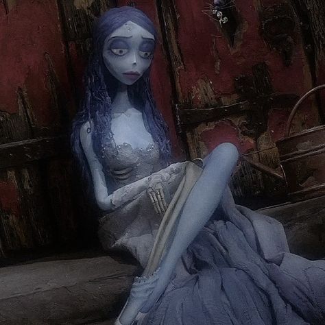 Corpse Bride Art, Blue Pfp, Emily Corpse Bride, Tim Burton Corpse Bride, Tim Burton Characters, Tim Burton Style, Tim Burton Art, Tim Burton Films, Tim Burton Movie