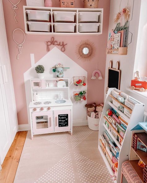 Six Year Old Room Ideas, Very Small Playroom Ideas, One Year Old Nursery, Inexpensive Playroom Ideas, One Year Old Girl Room Ideas, Little Toddler Girl Room Decorating Ideas, Playroom Ideas For One Year Old, 3 Year Girl Room Ideas, Playroom Doll Area