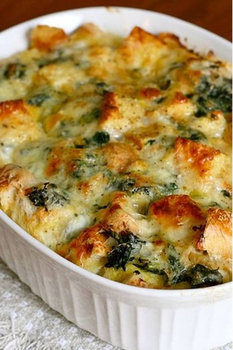 Spinach Cheese Recipes, Vegetarian Strata Recipes, Spinach And Cheese Strata, Savory Strata, Spinach Cheese Casserole, Cheese Strata Recipe, Spinach Strata, Cheese Strata, Christmas Morning Brunch