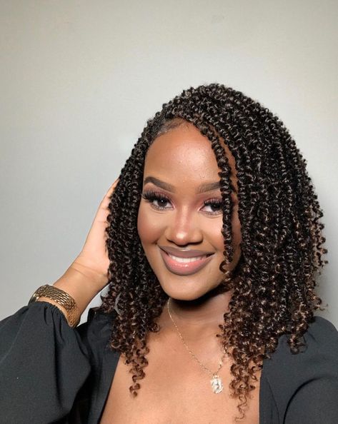 Bob Length Spring Twist Braids, Curly Twists Hairstyle, Two Strand Twist Braids Extensions, Crochet Braids Hairstyles Passion Twist, Shoulder Length Twists Braids, Passion Twists Hairstyle Natural Hair, Black Hair Twists Natural, Shoulder Length Spring Twist, African Twist Braids Hairstyles