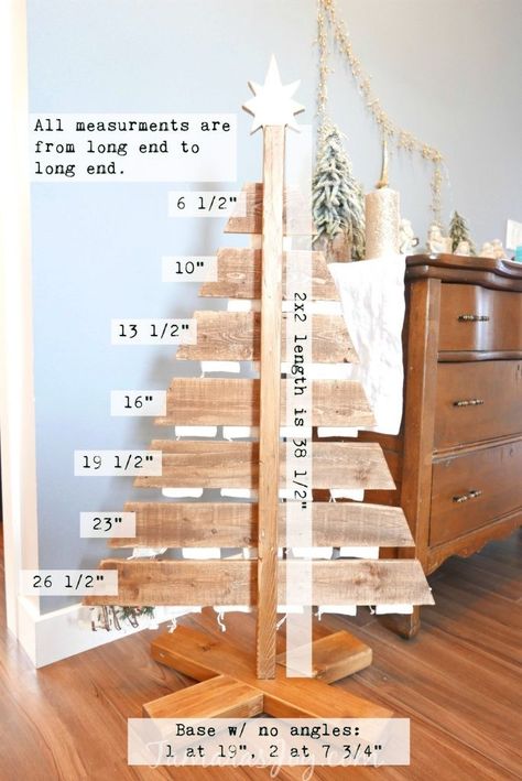 Wooden Skid Christmas Trees, Diy Wooden Furniture Ideas, Wood Christmas Tree Measurements, Wood Plank Christmas Tree, Diy Wooden Xmas Tree, Pallet Board Christmas Tree, Diy Wood Christmas Tree Decor, Scrap Wood Trees, Diy Pallet Christmas Tree