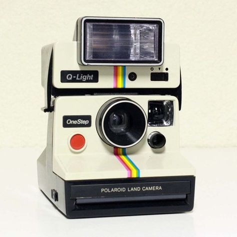 Vintage Polaroid Camera ~ Instant Photos Cartoon Photo, Vintage Polaroid, Polaroid Camera, Camera Icon, Instant Photos, Instant Camera, Film Cameras, Photography Camera, Vintage Cameras