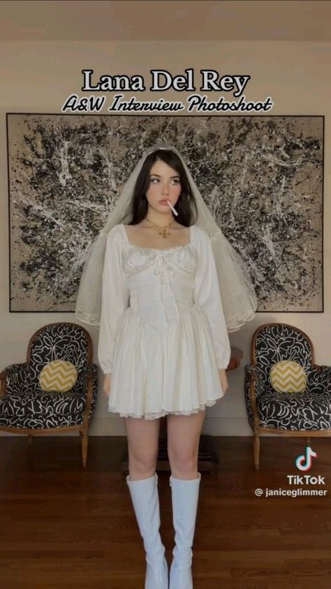 Lana Del Rey Halloween Costume, Rey Halloween Costume, Lana Del Rey Halloween, Lana Del Rey Outfits, Rey Costume, Lana Del Rey Concert, Interview Magazine, Halloween Costume Idea, Pretty Halloween Costumes