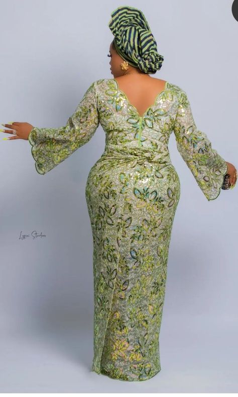 Lace Gown Styles For Big Madam, Iro And Blouse Styles Lace Classy, Lace Wrapper And Blouse Styles, Buba And Wrapper Styles, Blouse And Iro Styles Lace, Iro And Buba Styles Lace Classy, Iro And Blouse Lace Styles Latest, Iro And Buba Styles Lace, Buba Styles