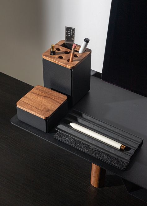 Jeff Sheldon on Twitter: "https://t.co/jYaPOww9W9" / Twitter Cool Desk Accessories For Men, Japanese Desk Accessories, Office Organiser, Concrete Desk Organizer, Wooden Desk Organiser, Desk Accesories, Wooden Desk Orginizer, Magnetic Organizer, Modular Desk