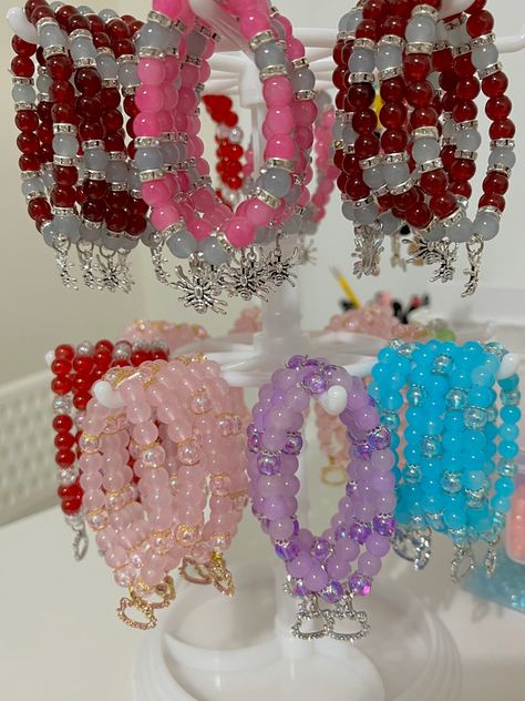 Bracelets Business Ideas, Girly Jewelry Bracelets, Crystal Glass Beads Bracelet, Beaded Bracelets Glass Beads, Bracelet Buisness Ideas, Cute Bracelet Ideas Glass Beads, Crystal Bead Jewelry Ideas, Crystal Beads Bracelets Ideas, Beaded Bracelets Crystal