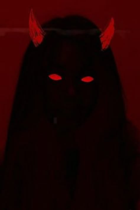 #red #demon #girl #pfp Demon Aesthetic Female, Demonic Pfp Aesthetic, Demon Aestethic Female, Demon Princess Aesthetic, Red Demon Pfp, Red Horns Aesthetic, Tiefling Horns Aesthetic, Demon Red Aesthetic, Demon Aestethic Red