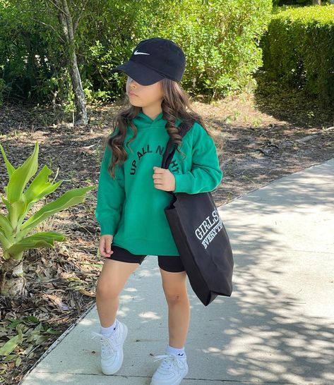 Outfit Ideas Sporty, Stylish Toddler Girl, Kids Outfits Daughters, Fashion Baby Girl Outfits, Princess Outfits, Kids Fashion Girl