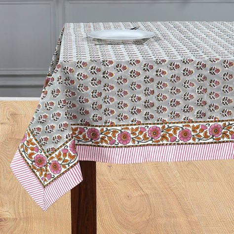 Cotton Print Club - Faire Tablecloth Thanksgiving, Granny Christmas, Grey Tablecloths, Tablecloth Wedding, Thanksgiving Tablecloth, Christmas Tablecloth, Christmas Events, Decor Thanksgiving, Floral Tablecloth