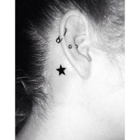 Got a #startattoo today ★ 3 Stars Behind Ear Tattoo, Small Star Tattoo Behind Ear, Tattoo Star Behind Ear, Behind Ear Star Tattoos For Women, Inner Ear Star Tattoo, Star Tattoos Behind Ear, Black Star Tattoo, Tattoo Models, Star Tattoos