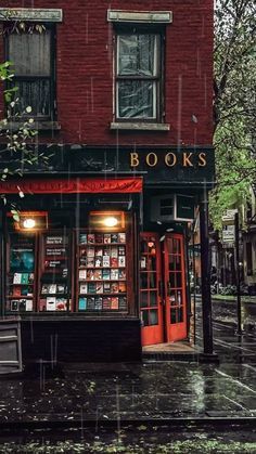 Bookshop Café, Helloween Wallpaper, Bookstore Cafe, Book Shops, Library Aesthetic, Coffee Shop Aesthetic, Book Cafe, Book Wallpaper, Book Shop