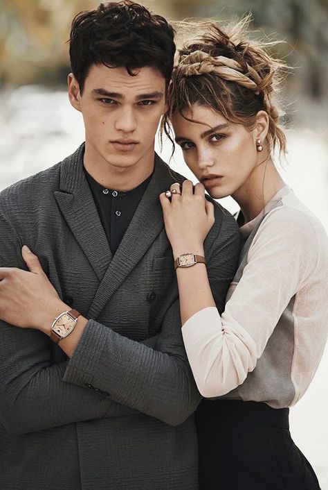 Carefree, piecey hair (Luna Bijl for Emporio Armani SS 2016 by Lachlan Bailey) Fotografi Fesyen, Fashion Editorial Couple, Fashion Fotografie, Editorial Vogue, Couples Modeling, Pensacola Florida, Couple Style, Shotting Photo, Photographie Portrait Inspiration