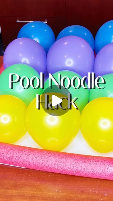 Pool Noodle Balloon Arch, Pool Noodle Rainbow, Pool Noodle Ideas, Pool Noodle Games, Ballon Column, Diy Noodles, Pool Noodle Hacks, Noodle Crafts, Noodle Hacks